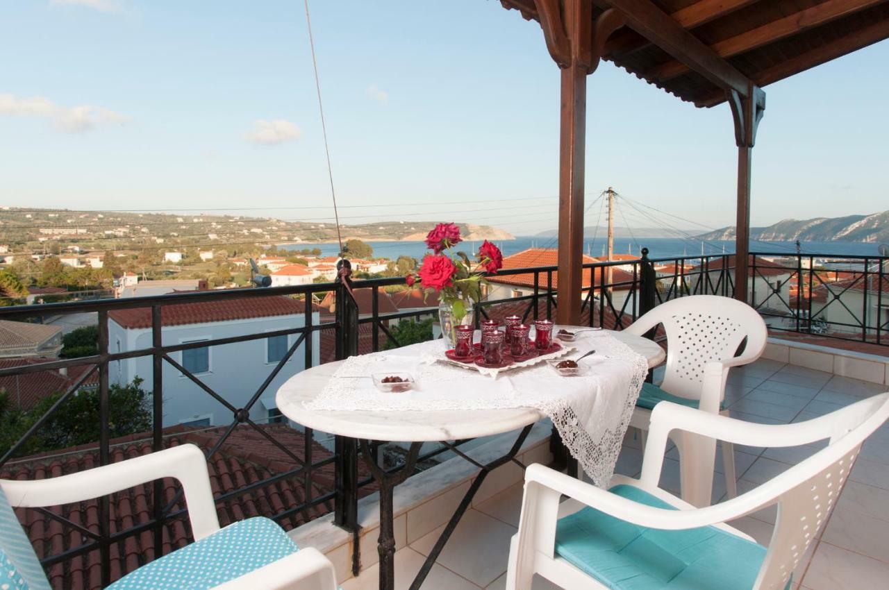 The House Of "Angelina", Magnificent View Of The Sea Apartment เมโธนี ภายนอก รูปภาพ